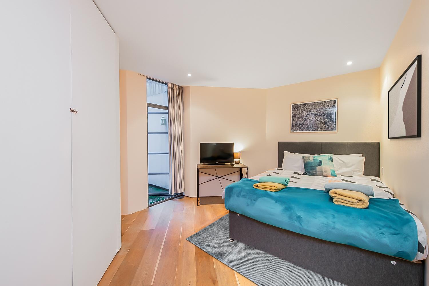 Pollen Street, Three-Bedroom Flat ロンドン エクステリア 写真