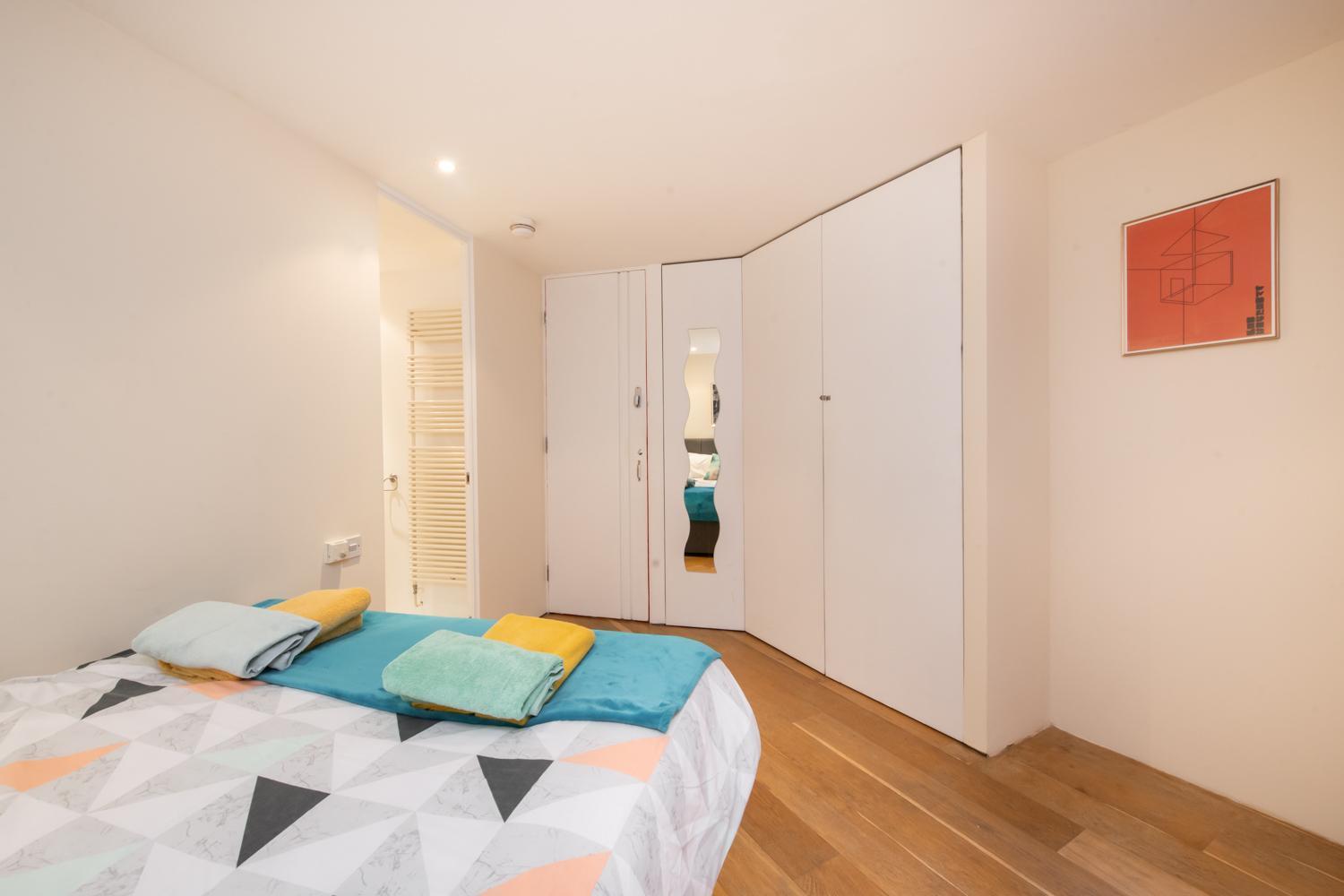 Pollen Street, Three-Bedroom Flat ロンドン エクステリア 写真