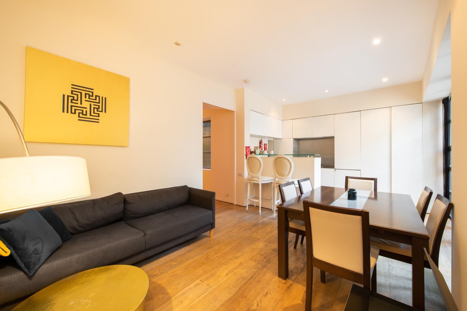 Pollen Street, Three-Bedroom Flat ロンドン エクステリア 写真